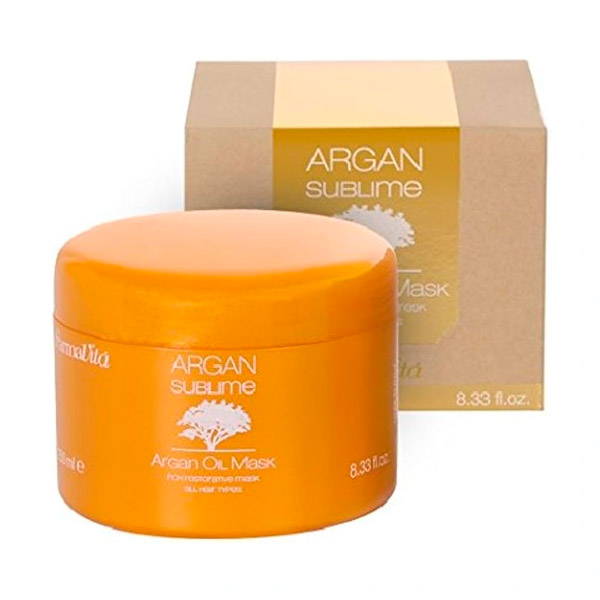 La mascarilla Argan Oil Renov Brillance es un nutritivo reparador. Tiene un aroma delicado y una tex  FARMAVITA ARGAN MASK 250 ML15.27